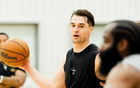 两位替补成惊喜，哈登放权埋下伏笔！骑士新赛季有望成东部魔王