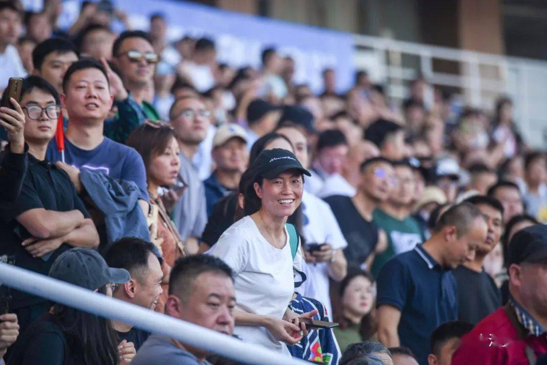 澳大利亚VS巴西直播_澳大利亚VS巴西弹幕全屏互动免费高清直播_澳大利亚VS巴西直播赛况直击